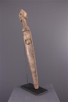 Arte africana - Spada Songye con impugnatura janiforme